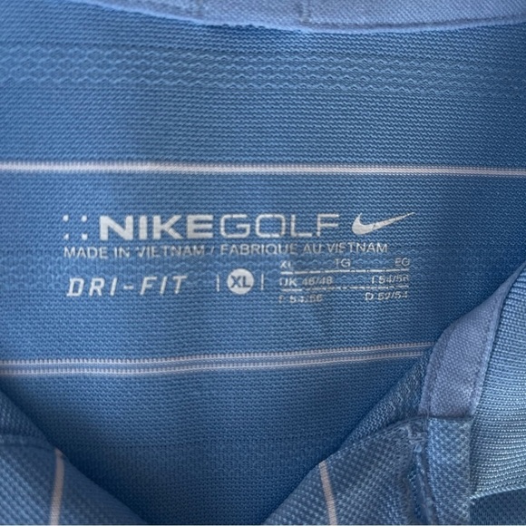 Nike Golf Dri fit men’s XL collard golf shirt blue and white striped great cond - Picture 6 of 6